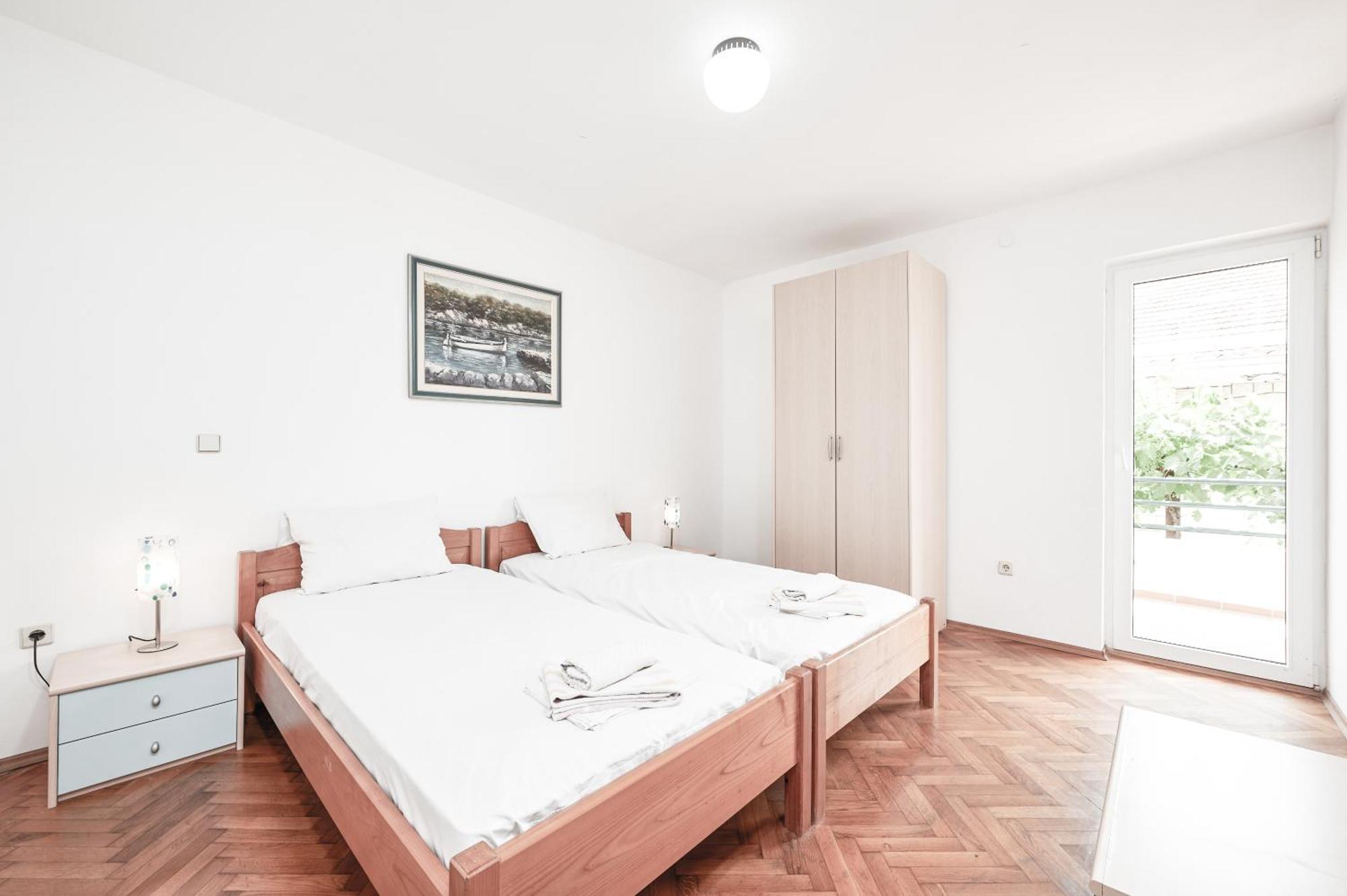 Vila Veljko Okrug Gornji Kamer foto